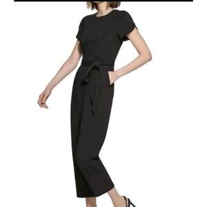 Calvin Klein Womens sz 10 Sleeveless V-Neck Wide-Leg Cropped Jumpsuit in Black